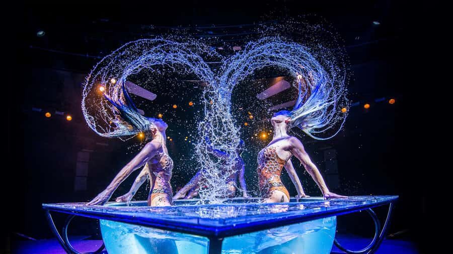 Las Vegas: WOW - The Vegas Spectacular at Rio Hotel & Casino - What We Like: The High Points