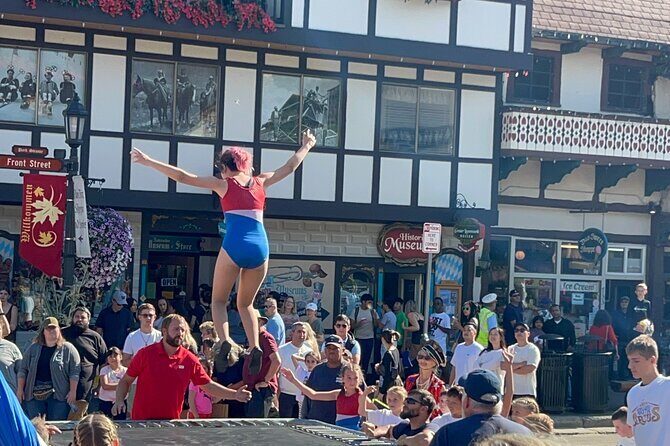 Leavenworth Christmas Lights Tour from Seattle - Whats Included & Whats Not