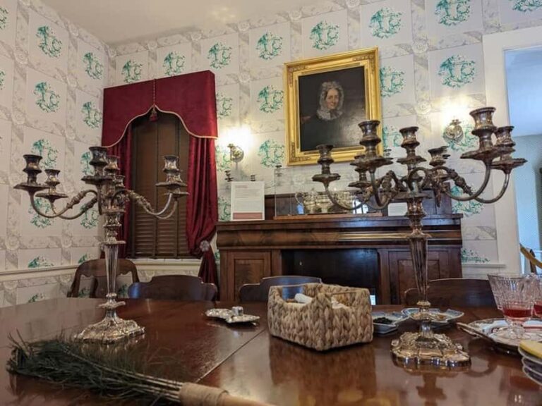 Lexington: Mary Todd Lincoln House - The Practical Details