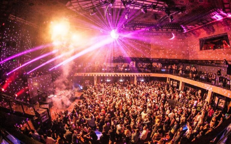 Los Angeles: Downtown LA Club Crawl with Express Entry - The Pros of the Downtown LA Club Crawl