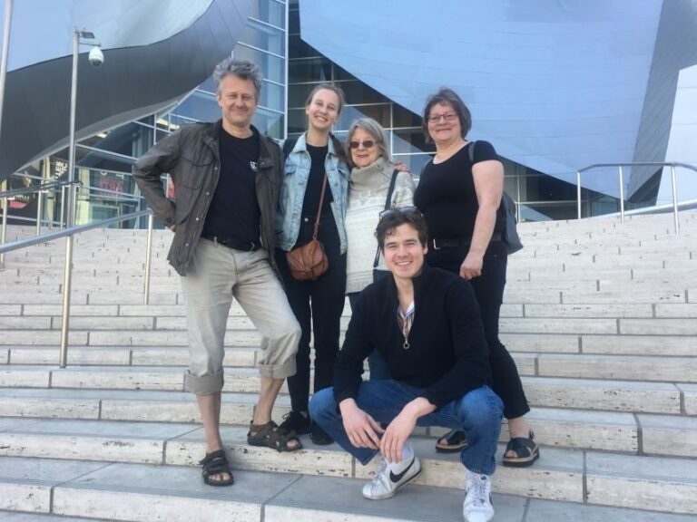 Los Angeles, Hollywood, & Beverly Hills Afternoon City Tour - The Value of a Guided Tour like This