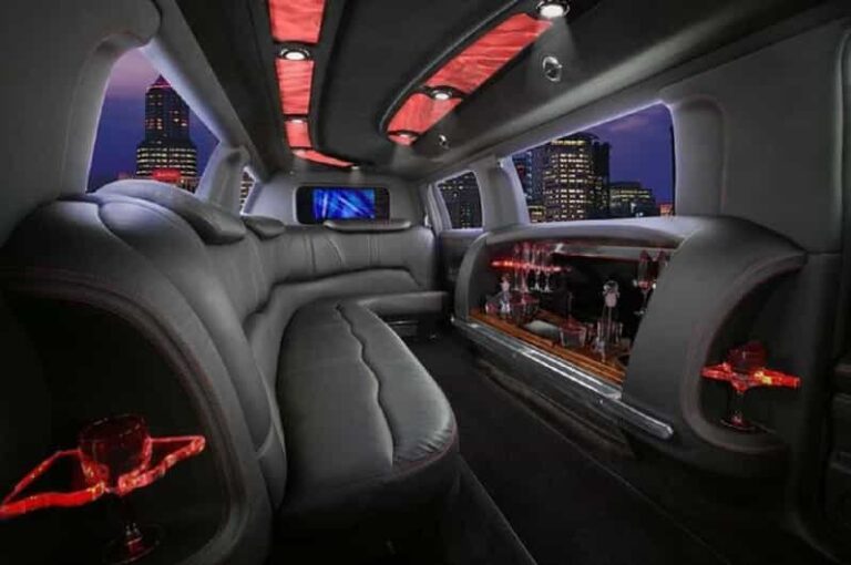 Los Angeles: Private Sightseeing Tour in a Limousine - 4hrs - What You’ll See and Do