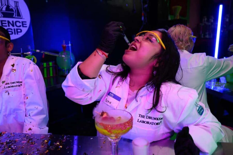 Los Angeles: Science and Sip The Drunken Laboratory - The Details of the Experience