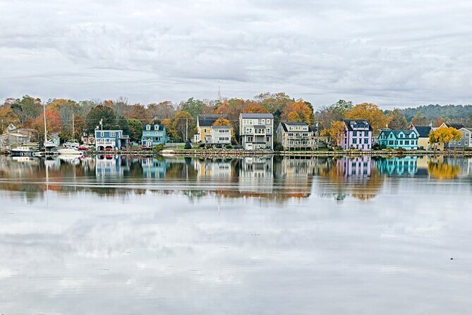 Lunenburg and Mahone Bay 4-Hour Private Escape from Halifax - Authentic Feedback from Travelers