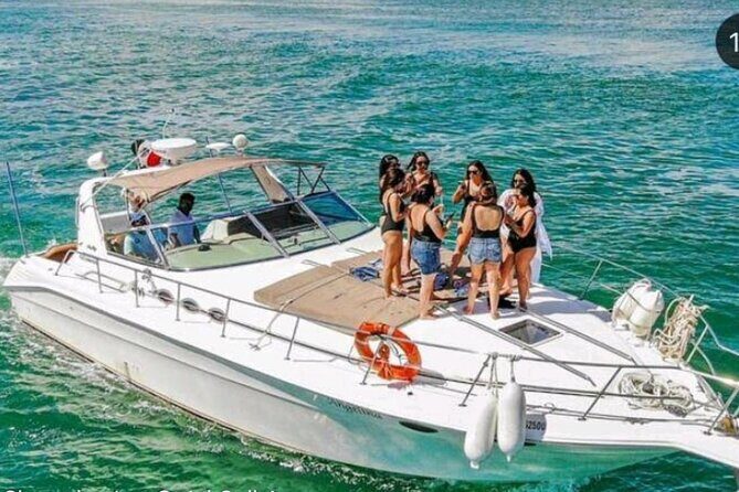 Luxury Private Yacht Rental by the Turquoise Waters of the Caribbean. - What to Expect from the Tour