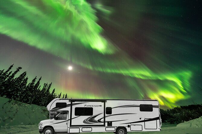 Luxury RV Small Group Aurora Chasing Tour with Photography - Comfort and Convenience