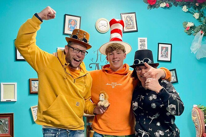 Mad Hatter's Hat Escape Room Experiences - The Setting and Group Dynamics