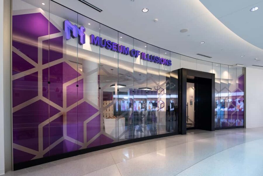 Mall of America: Museum of Illusions Entry Ticket - Location and Accessibility