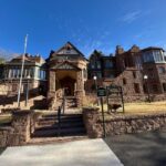 Manitou Springs: Pike's Peak Historic Tour by E-Golf Cart - Who Should Consider This Tour?