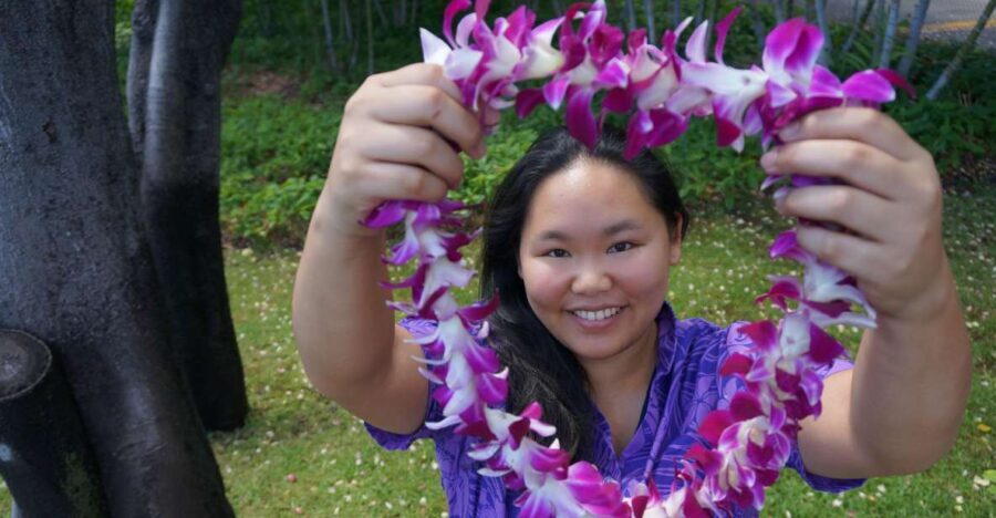 Maui: Kahului Airport (OGG) Traditional Lei Greeting - The Details: The Itinerary and Experience