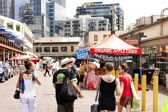 Meet the Market-Food and Fun tour in Pike Place Market-2 hours - How the Tour Balances Food and History