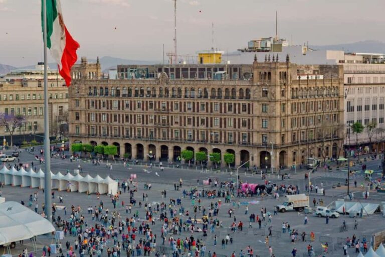 Mexico City: Downtown Highlights Private Walking Tour - Discovering Aztec Roots and Hidden Ruins