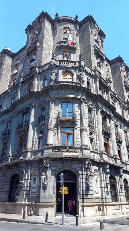 México City: History, and modern life in the capital - What makes this tour stand out?