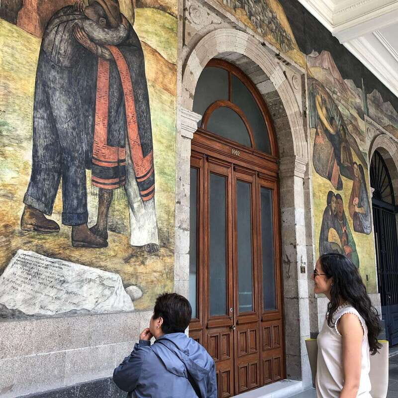 Mexico City: History on Walls. Mexican Murals Walking Tour - A Closer Look at the Tour Experience