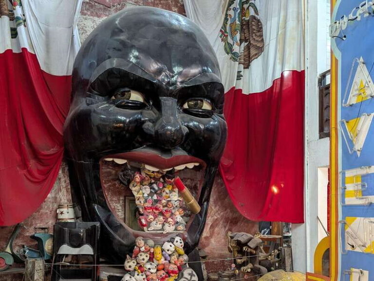 Mexico City: Museum of Antique Toys Guided Tour - How the Experience Is Structured