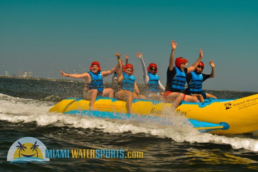 Miami: Banana Boat Ride - Group Size and Shared Experiences