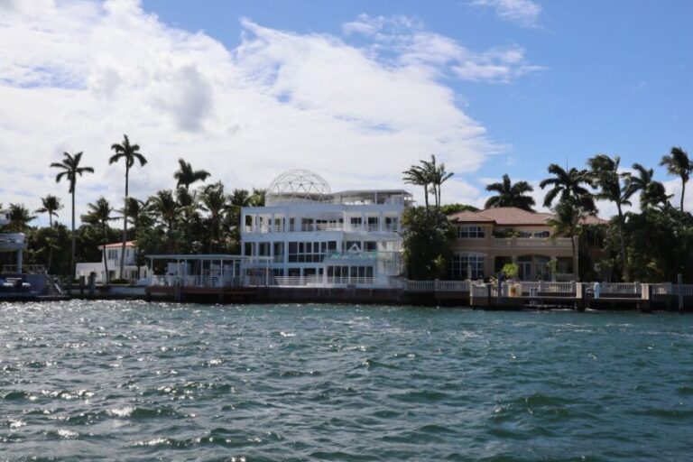 Miami Biscayne Bay: Sunset Boat Cruise & Millionaire Homes - The Experience: Highlights and Details