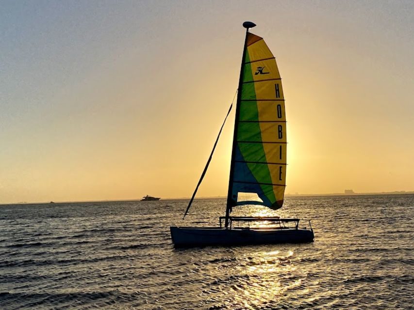 Miami: Intimate Sailing in Biscayne Bay w/ Food and Drinks - What to Expect in Detail