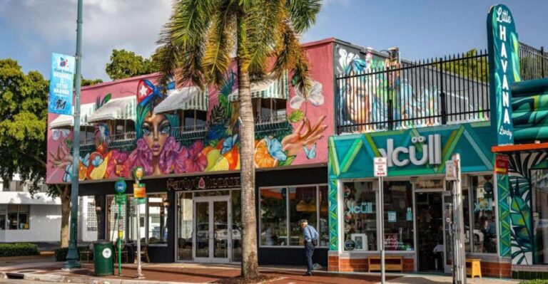 Miami: Little Havana Wow Walking Tour - Small Group Size - Walking Through Little Havana: What the Tour Offers