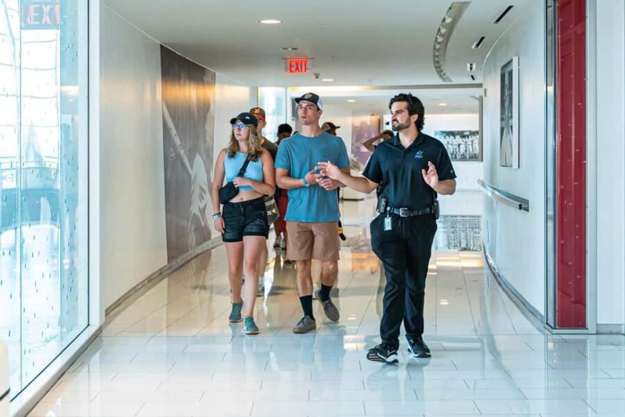 Miami Marlins: Guided Behind the Scenes Ballpark Tour - Meeting Point and Logistics