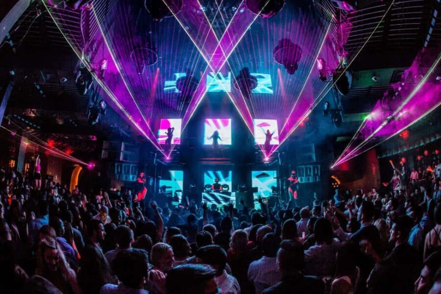 Miami: Party Passport with 3 Club or Pool Party Entries - Who Is This For?