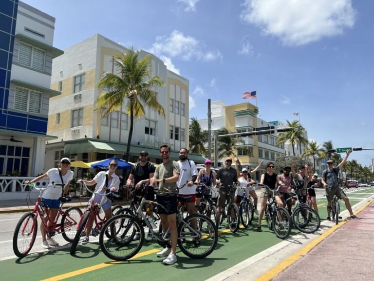 Miami: The Famous South Beach Bicycle Tour - Exploring South Beach’s Art Deco District