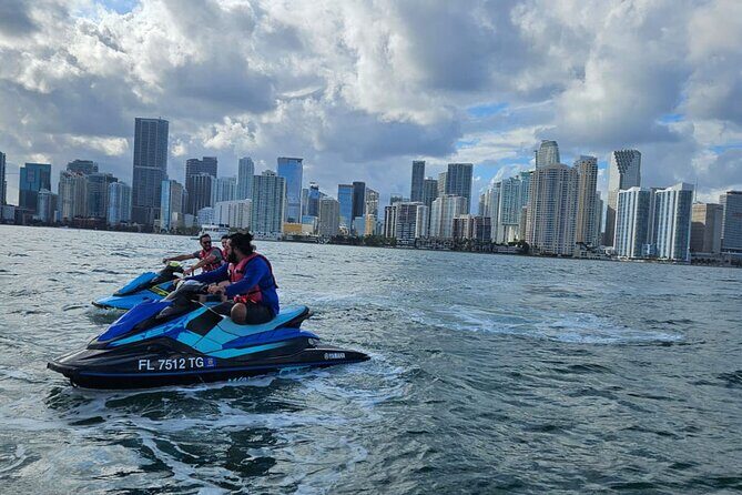 Miami's Islands And Sandbars on a High-Speed Jet Ski Tour - The Equipment and Safety Measures