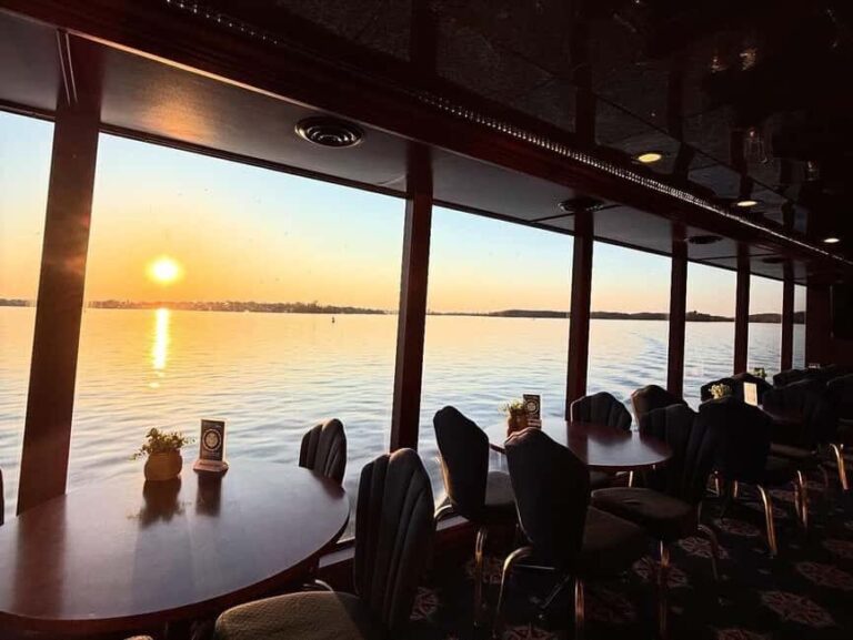 Minneapolis: Lake Minnetonka Boat Cruise with Narration - Is It Worth the Price?