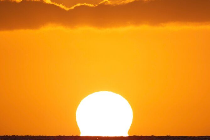 Moanas Luxury semi-private Sunset Cruise on Nalu - Who Is This Tour Best For?