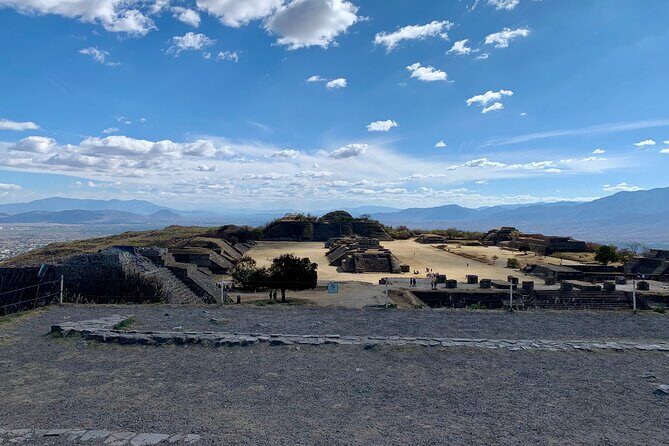 Monte Albán Morning Half-Day Tour Small Group, Transport & Guide - Why You Should Consider This Tour