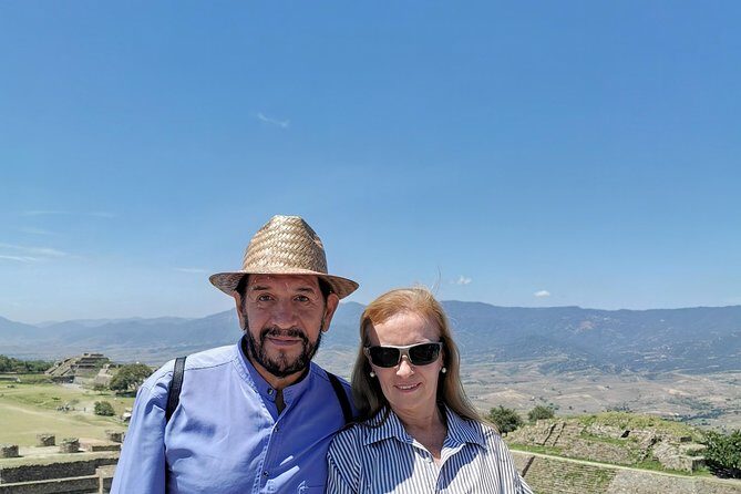 Monte Alban Shuttle - Balancing the Pros and Cons