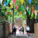 Montreal: Non Touristy Pink Bike Tour - Why the Guides Make the Difference