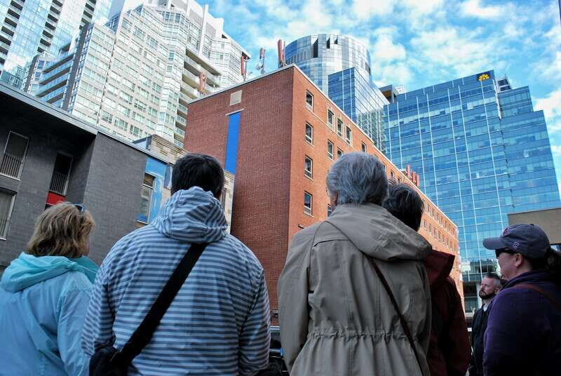 Montreal: Quickie Downtown Walking Tour - Who Should Consider This Tour?