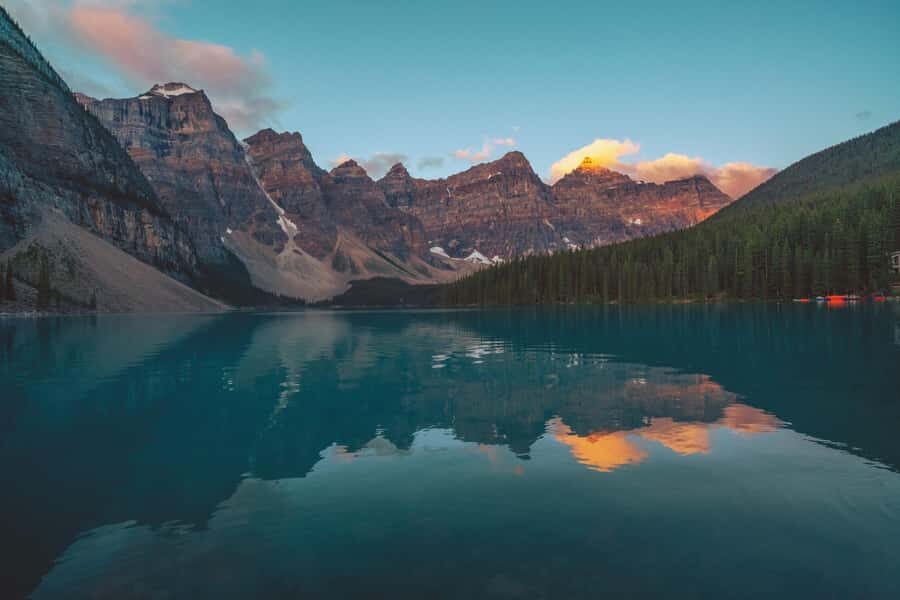 Moraine Lake 1.5hr & Lake Louise Shuttle from Canmore/Banff - Deep Dive: Why This Tour Works Well