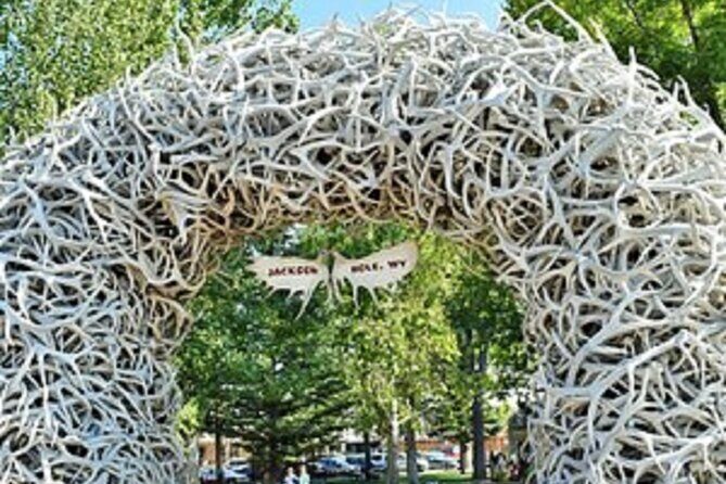 Mt Rushmore Yellowstone and Arches National Parks 6 day Tour - Practical Aspects and What to Expect