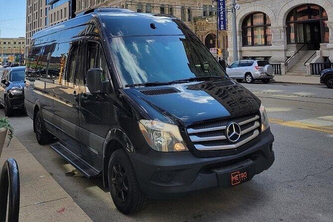 Nashville Airport Private Transportation for 6-13 Passengers - Who Would This Service Suit Best?