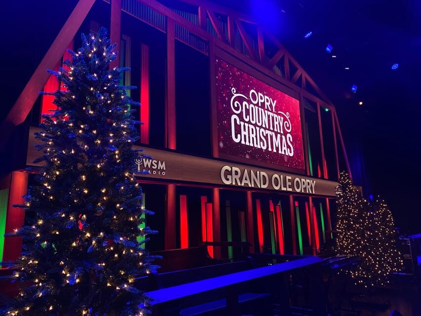 Nashville: Country Christmas Music Show at the Opry House - What To Expect During the Show