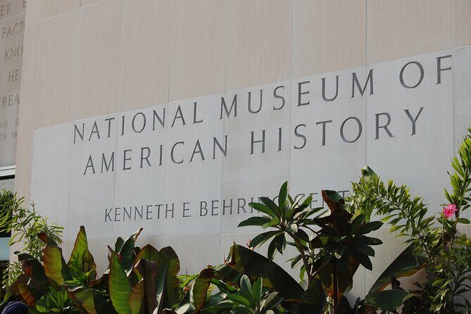 National Archives + American History Museum Exclusive Guided Tour - A Closer Look at the Tour Experience