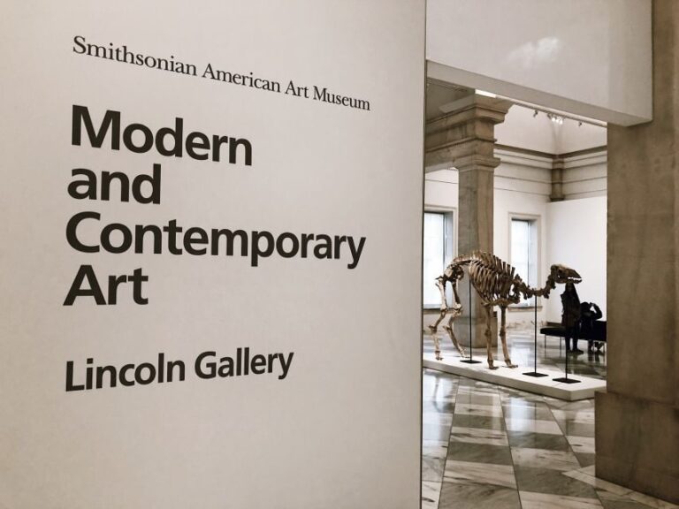 National Portrait Gallery & American Art Museum Tour 8ppl - The Museum Halls and Highlights