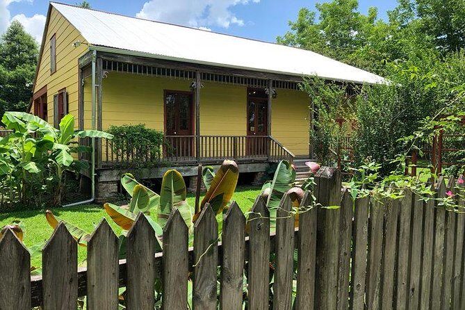 Nawlins Luxury: Double Plantation Laura & Oak Alley with Transportation - A Deep Dive into the Tour Experience