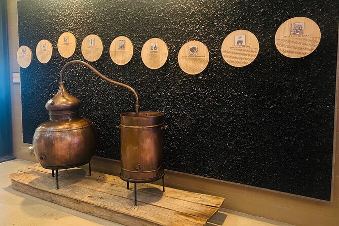 Nearest Green Whiskey and Wine Private Tour from Nashville - Setting the Scene: Tennessee’s Spirits and Vines