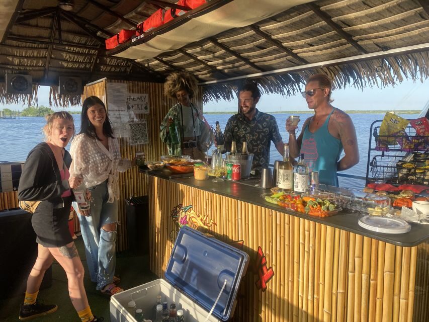 New Orleans: BYOB Tiki Boat Bayou Party and Wildlife Tour - Wildlife and Nature: What You Might See