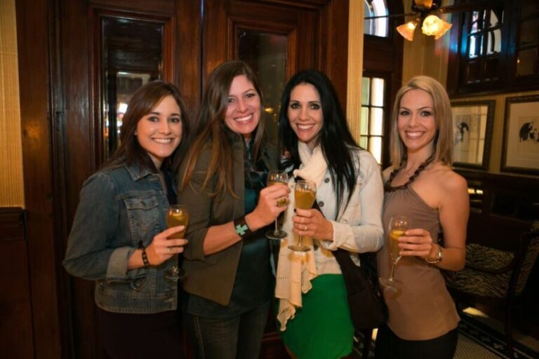 New Orleans: Early Evening Cocktail History Tour - Key Points