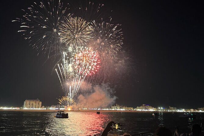 New year's Eve Fireworks Cruise aboard the Sea Rocket - Is This Experience Worth the Price?