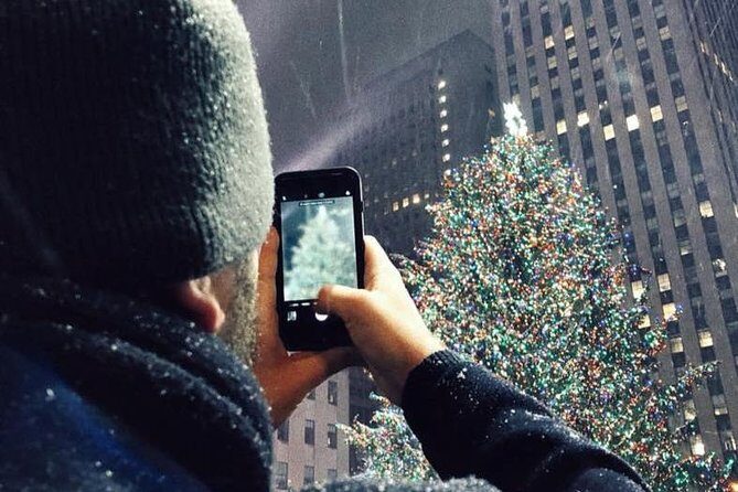 New York Christmas Holiday Small-Group Walking Tour - The Group Size, Timing, and Logistics