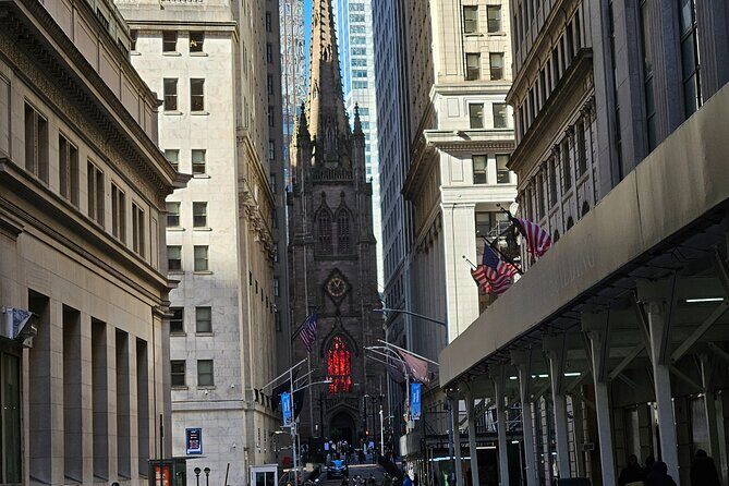 New York City 9/11 Memorial Wall Street and Seaport Guided Tour - What Makes This Tour Stand Out