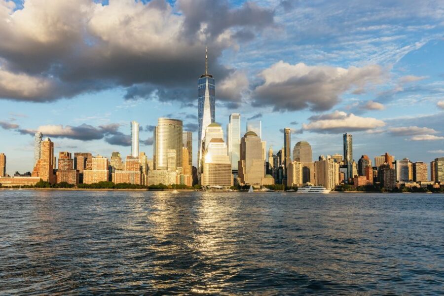 New York City: Sunset Yacht Cruise - What to Expect on the Tour