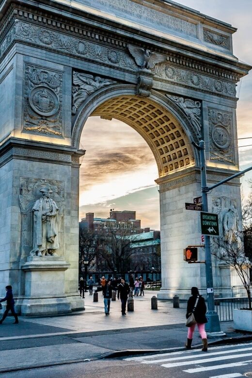 New York City: Via private SUV/VAN Highlights Tour. 13 max - What You Can Expect from the Tour