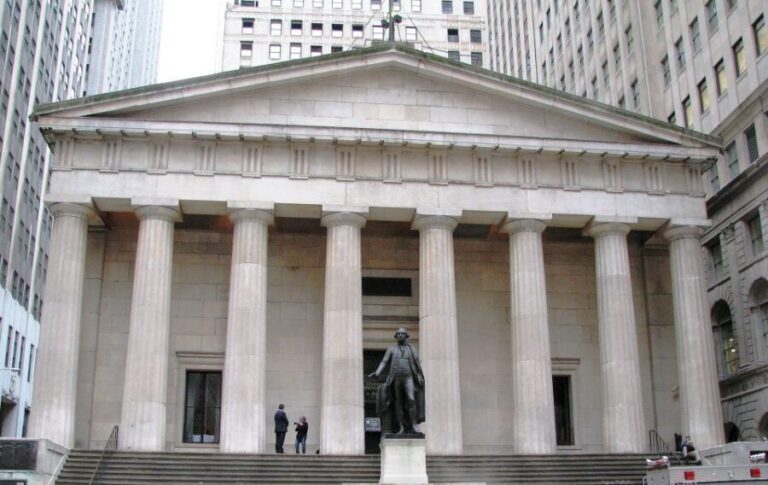 New York: Hamilton and Washington Guided Walking Tour - Exploring Key Sites and Stories