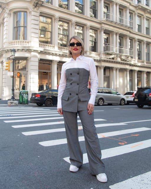 New York: Photoshoot in NYC DUMBO BROOKLYN BRIDGE - What to Expect During the Photoshoot